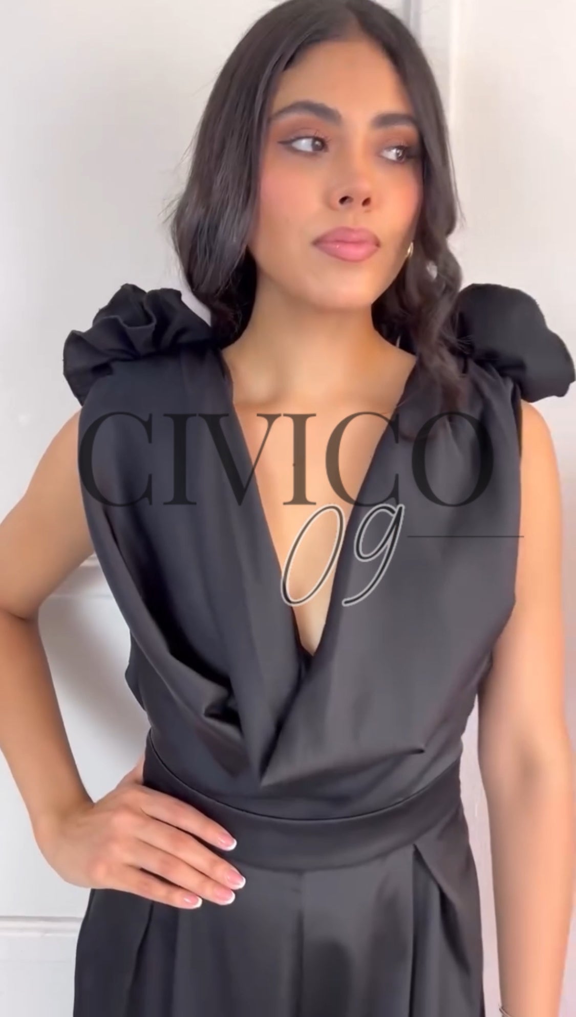 Tuta Besos: Elegancia y Dulzura para Cada Ocasión